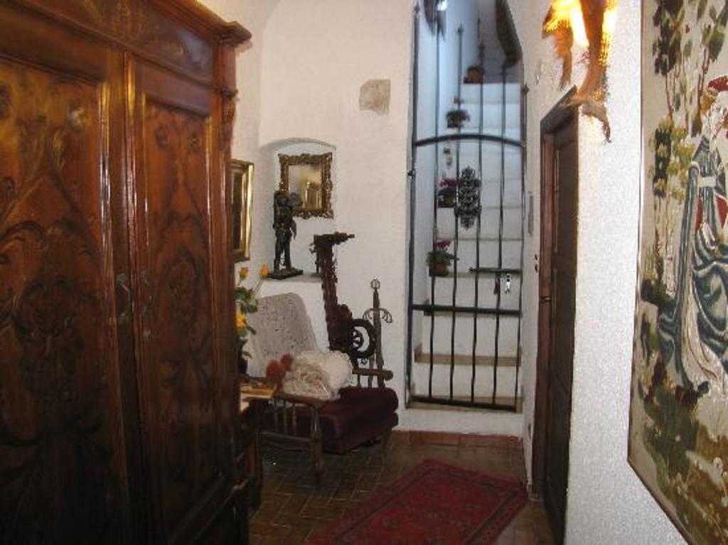 Le Petit Chateau Bed and Breakfast Dolceacqua Esterno foto